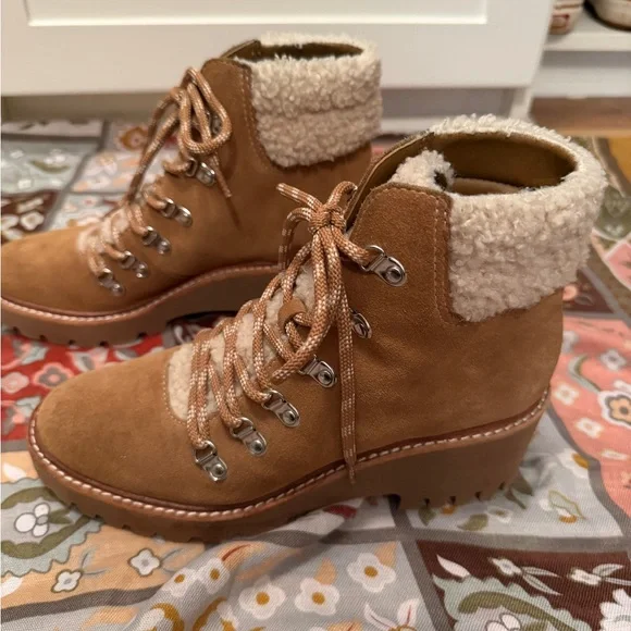 Dolce Vita Tan Lace-Up Boots with Cream Accents - Picture 4 of 7